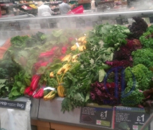 SỬ DỤNG MÁY PHUN SƯƠNG LÀM MÁT CHO CỬA HÀNG RAU CỦ SAO CHO HIỆU QUẢ?